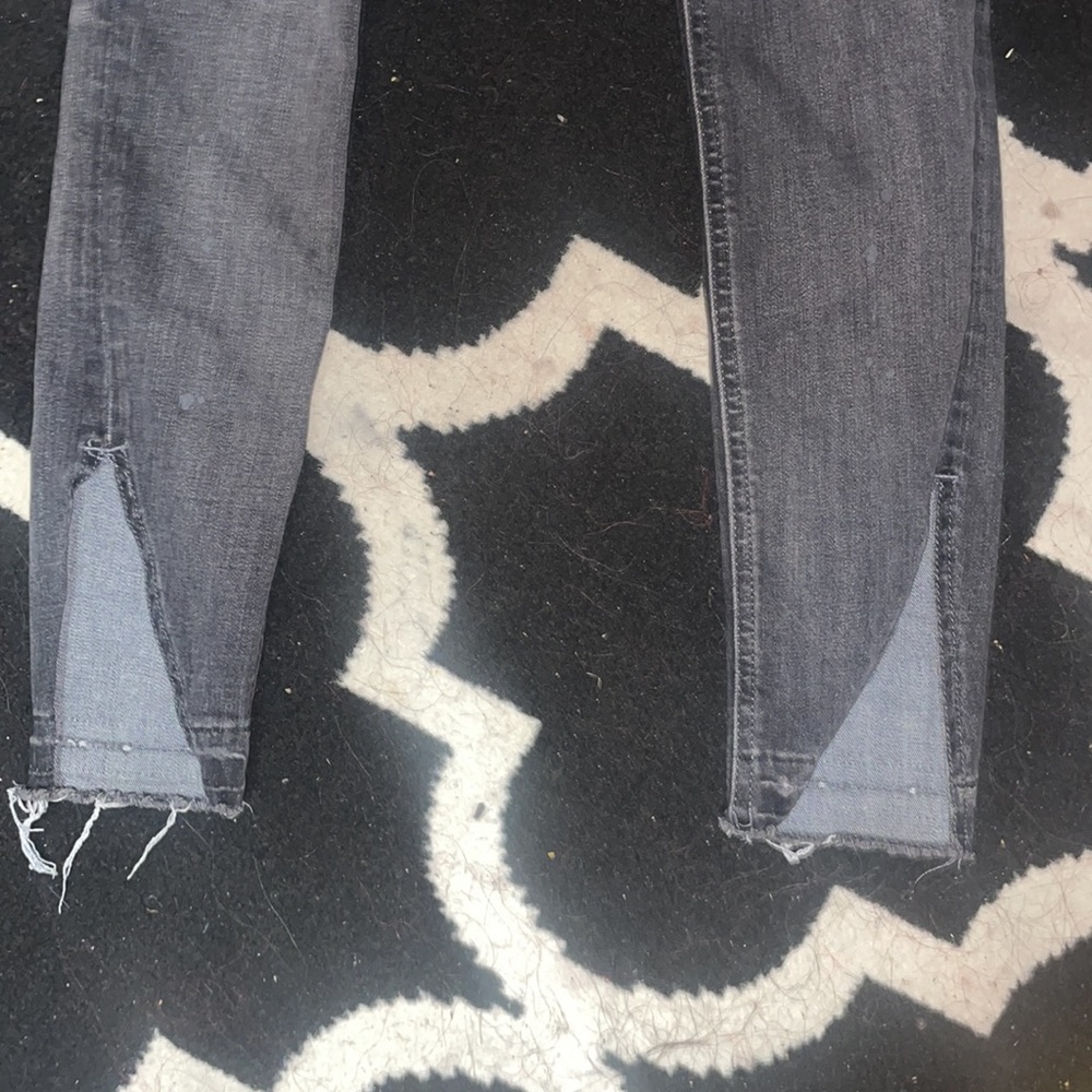 Women’s jeans - Picture 2 of 2